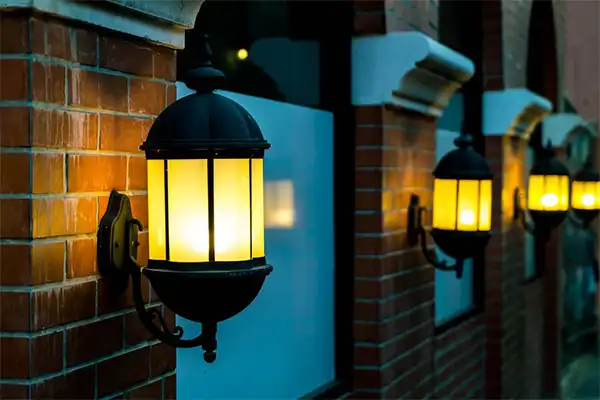 بهترین مرکز فروش چراغ باغی