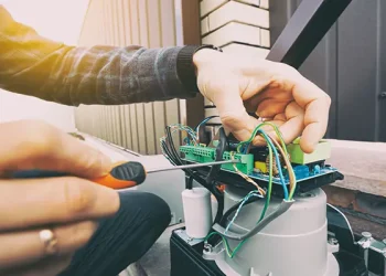 تعمیر جک درب پارکینگ در کرج