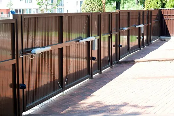 تعمیرکار جک درب پارکینگ در مشهد