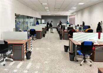 فضای کار اشتراکی در ولیعصر